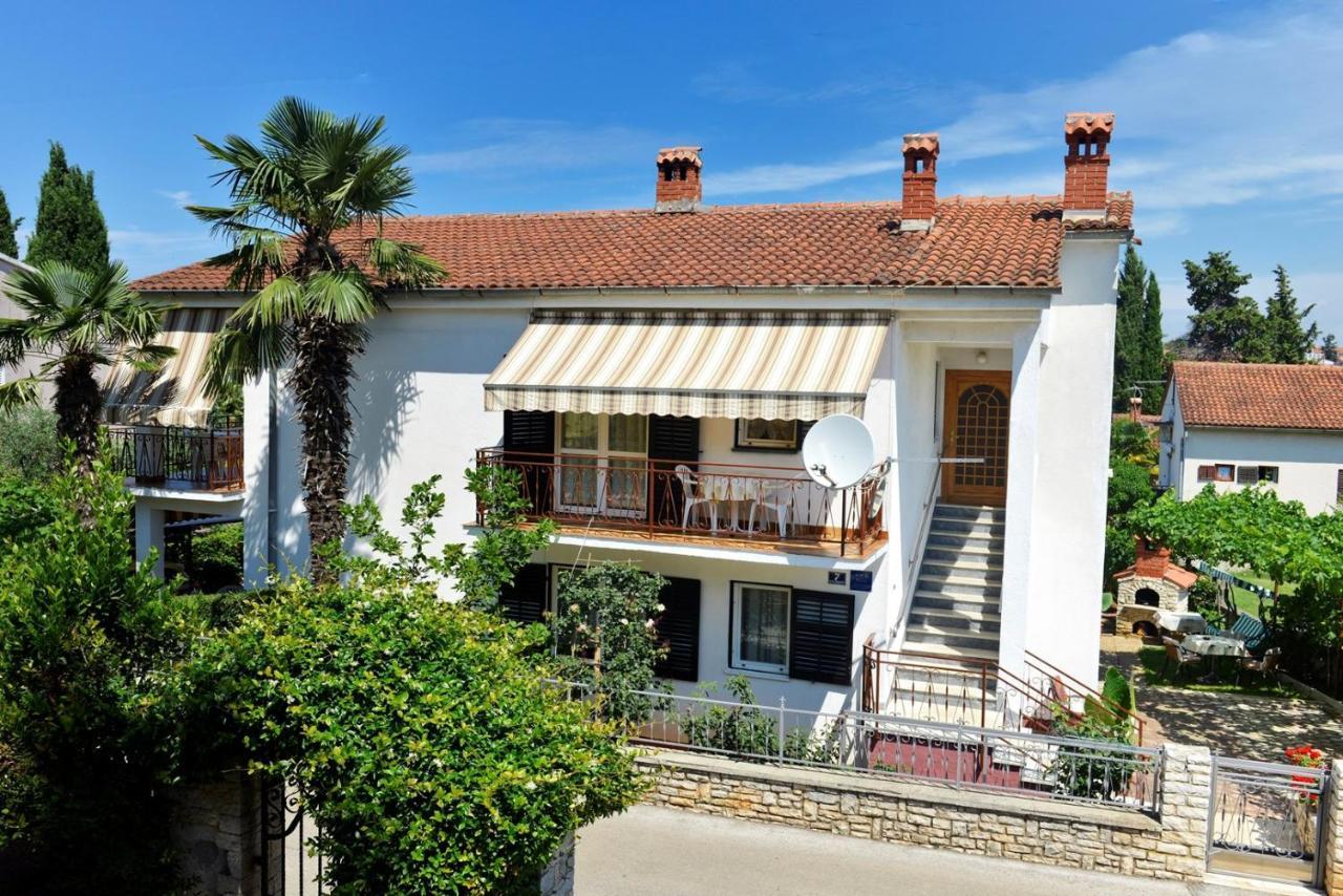 Apartment Complex Nevia Porec Exterior photo