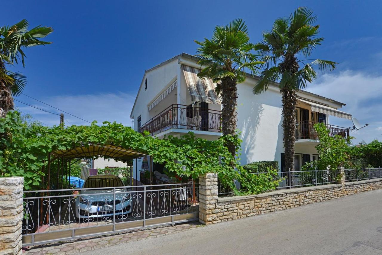 Apartment Complex Nevia Porec Exterior photo