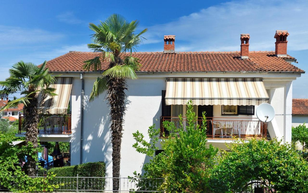 Apartment Complex Nevia Porec Exterior photo