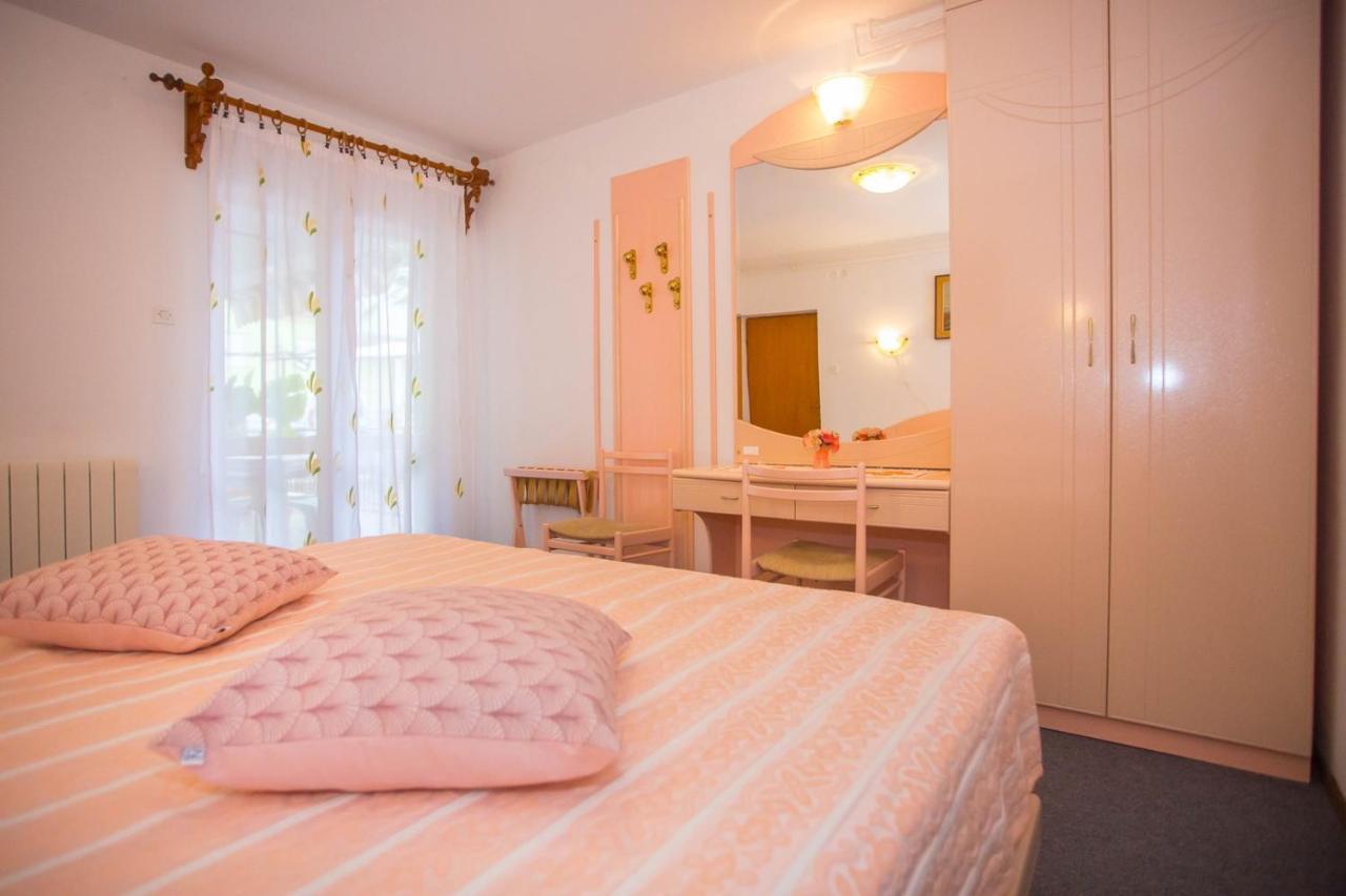 Apartment Complex Nevia Porec Exterior photo